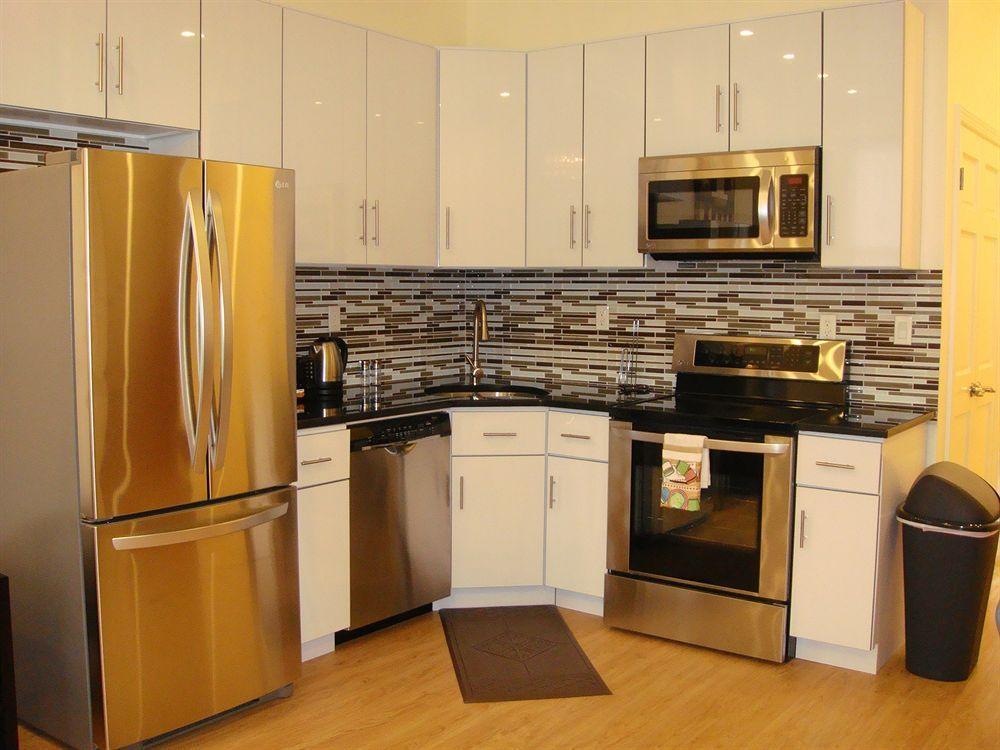 Four Bedroom Duplex Apartments Нью-Йорк Экстерьер фото